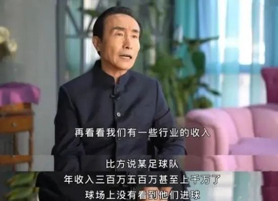 在后面享受的老婆